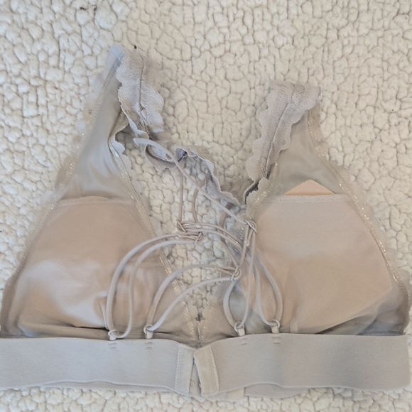 2-Pack PINK Lace‎ Bralette Bundle – Victoria’s Secret - Picture 4 of 7